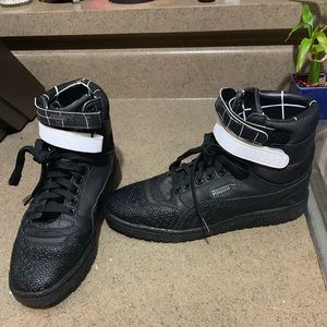 Puma Skytops Black and White
